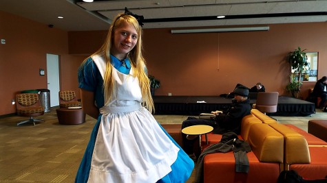 COD Student Katya Pospisil as Alice from Alice in Wonderland