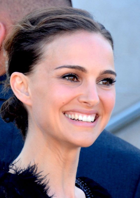 Natalie_Portman_Cannes_2015_5