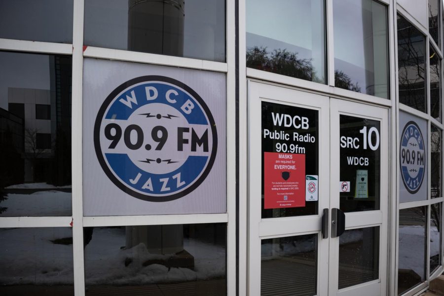 How+WDCB+90.9+FM+Finds+Jazz+from+a+Chicago+Point+of+View