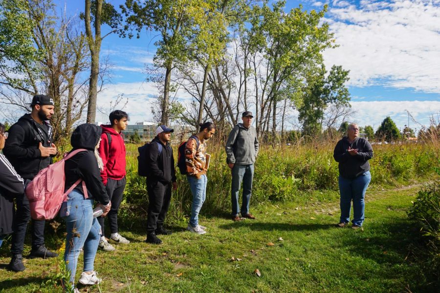Susan Kirt led students of the Architectural Design class on a tour, where she explained the history and preservation of the prairie. This was one of her ongoing workshops, as the fall 2022 Artist-in-Residence.