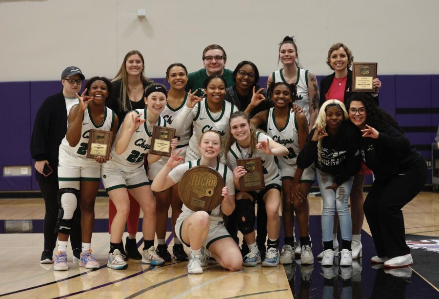 Women’s Basketball Claims Regional Championship