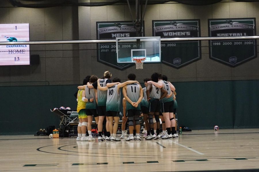 Chaparrals Fall to Cougars in Fifth Set
