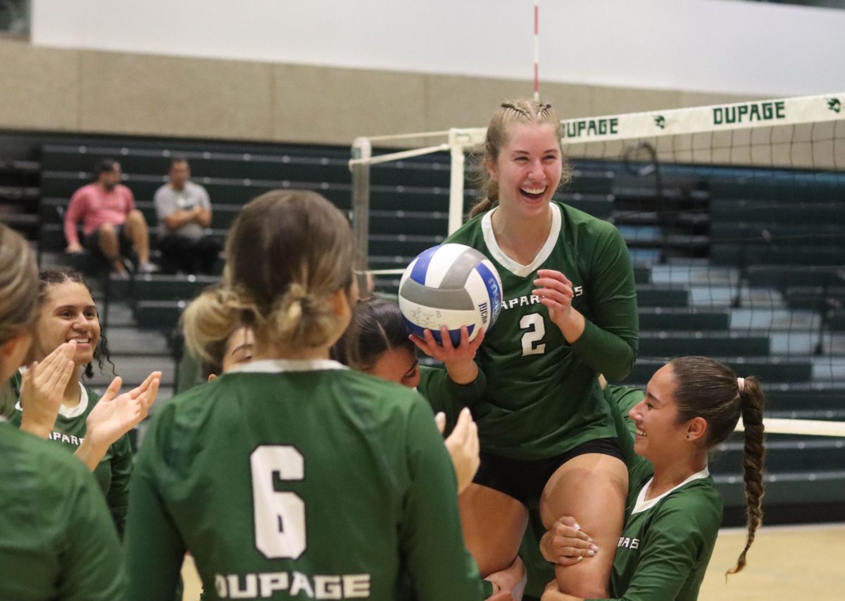 Bylsma Sets 1,000th Assist in COD Women’s Volleyball Victory Over Cavaliers