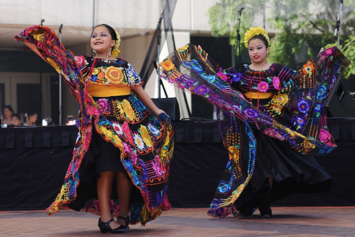 Ballet Folklorico Quetzalcoatl performs folkloric dance. 