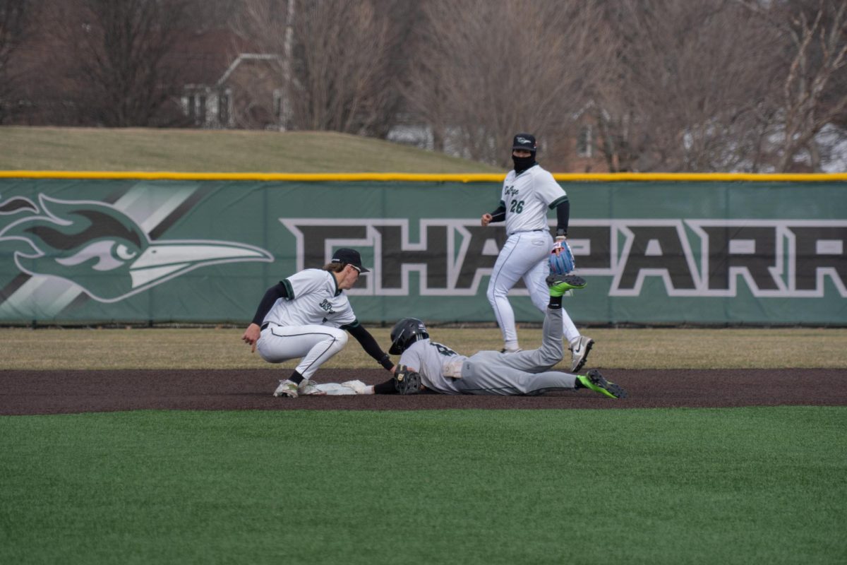 Number 7, AJ Fulscher making a play at second.