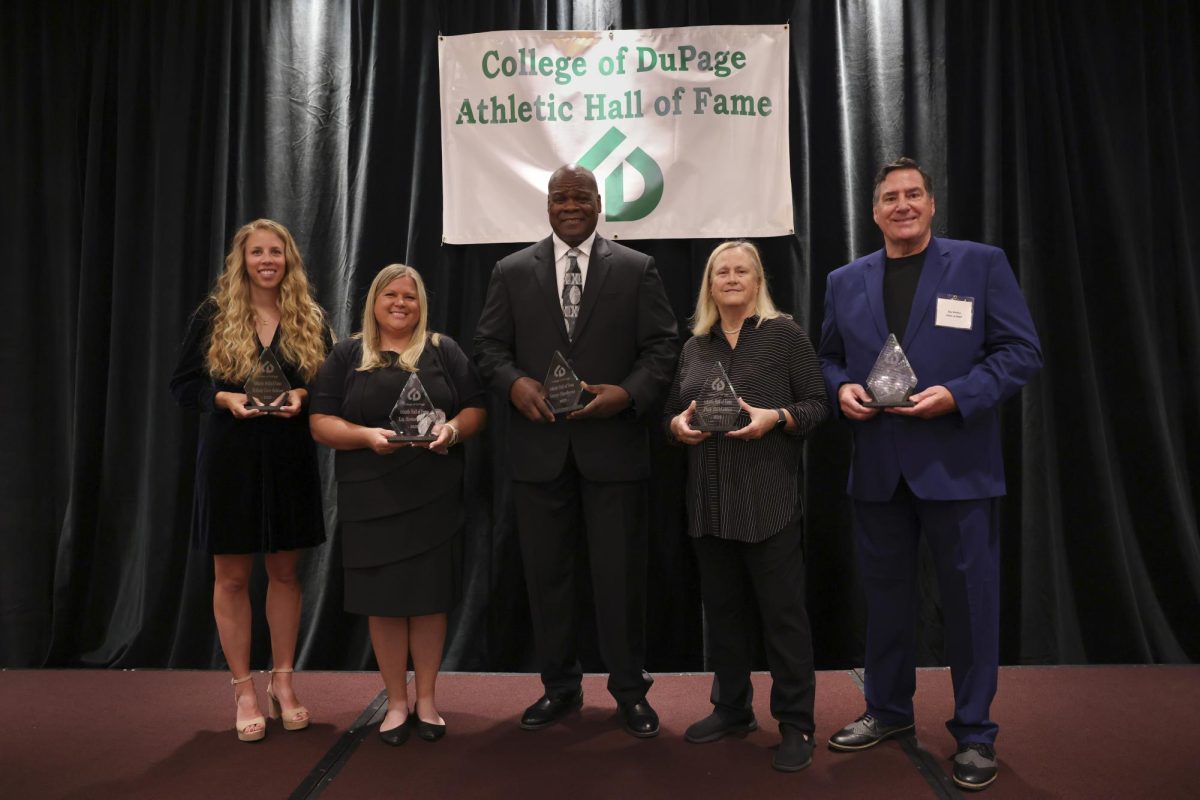 The hall of fame inductees pose for a portrait. (From left to right: Bethany Ester Atchinson, Kris Morton Holquist, George Hawthorne, Deb DiMatteo, and Gar Simers).